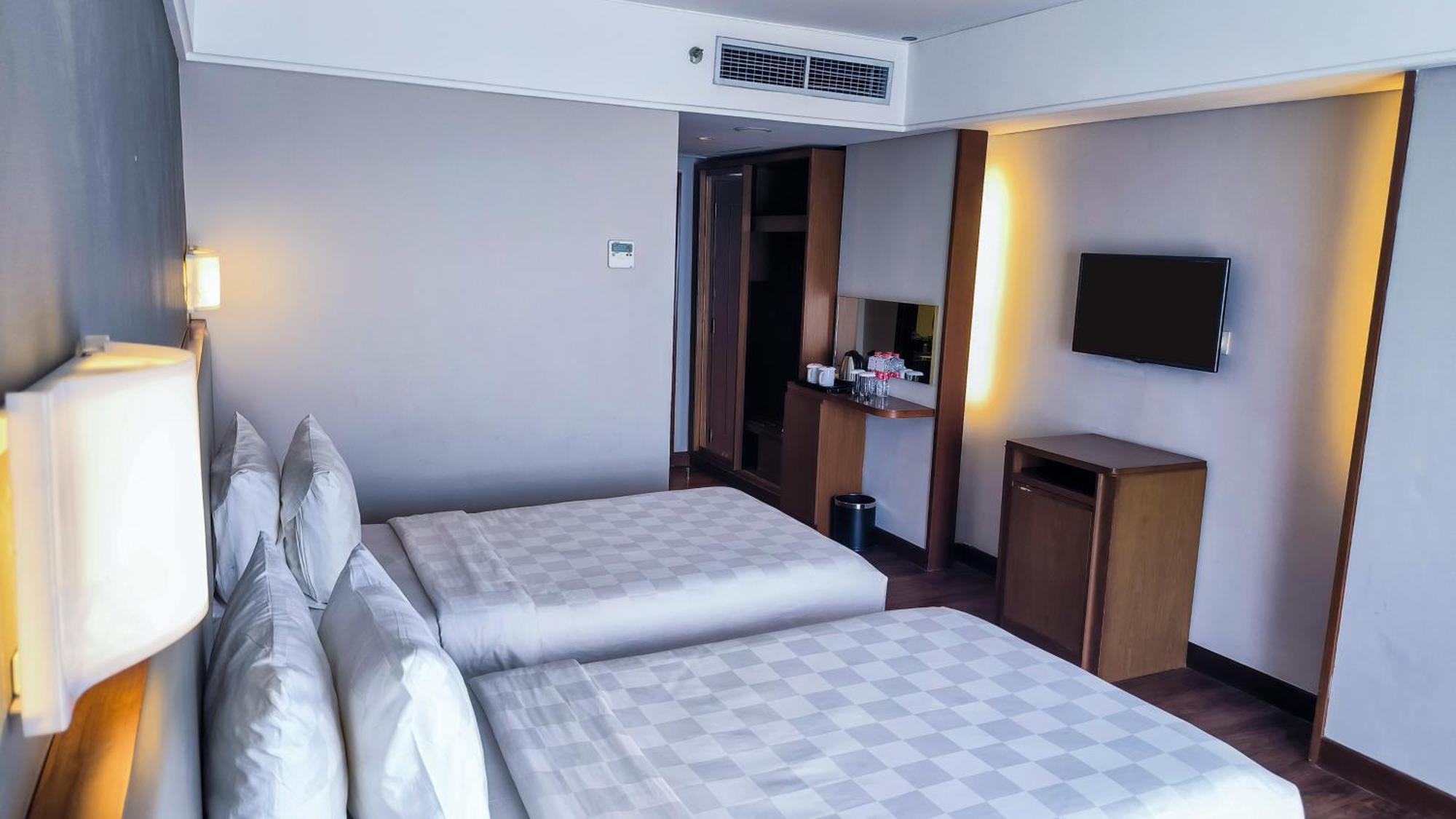 Swiss-Belhotel Богор Екстер'єр фото