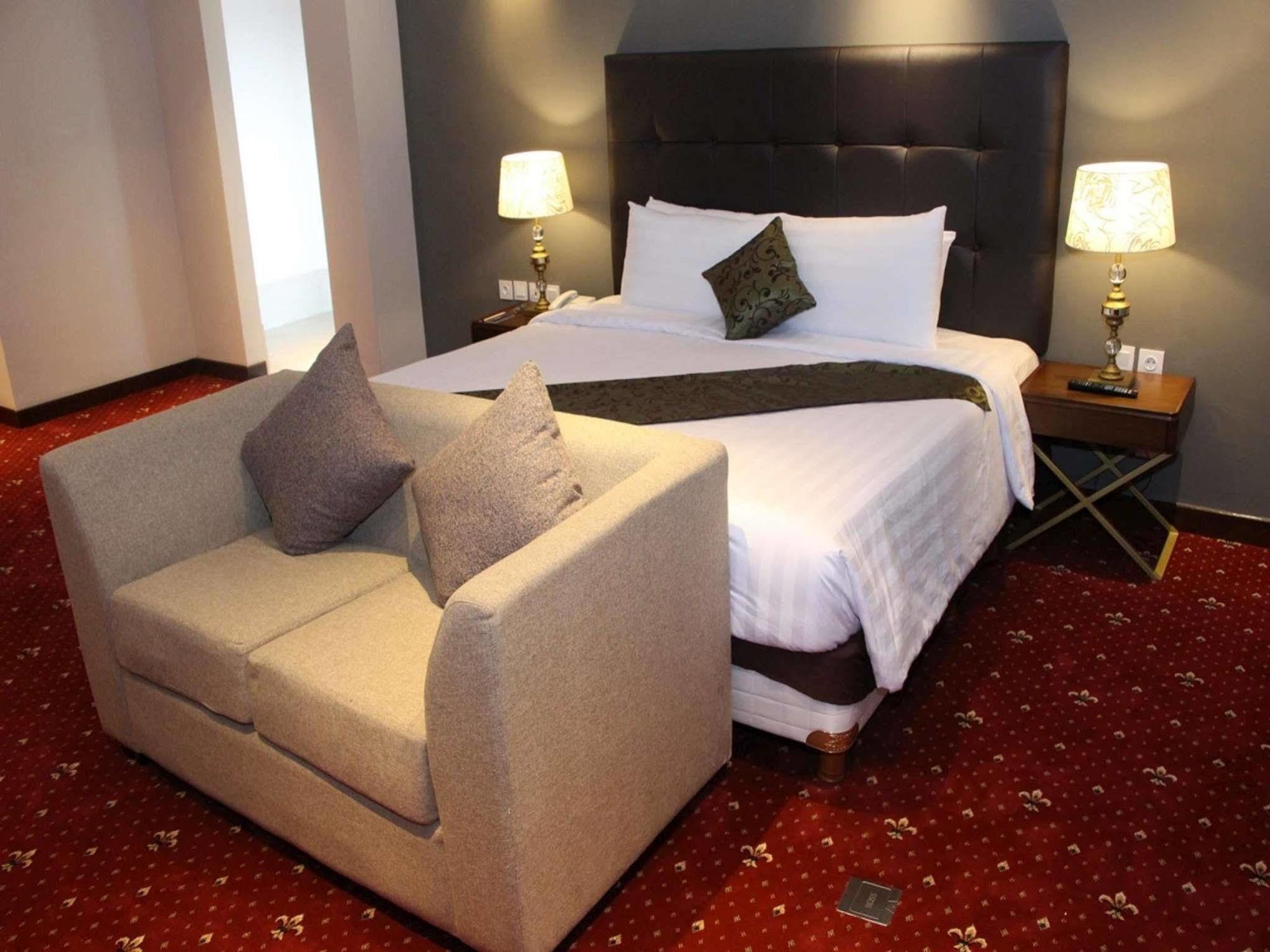 Swiss-Belhotel Богор Екстер'єр фото
